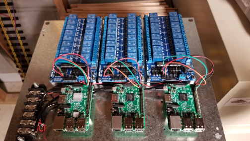 RasbeeryPi3 and Relays